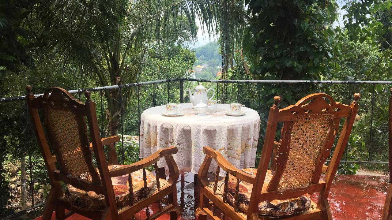 Kandy Shady Trees Villa Exterior photo