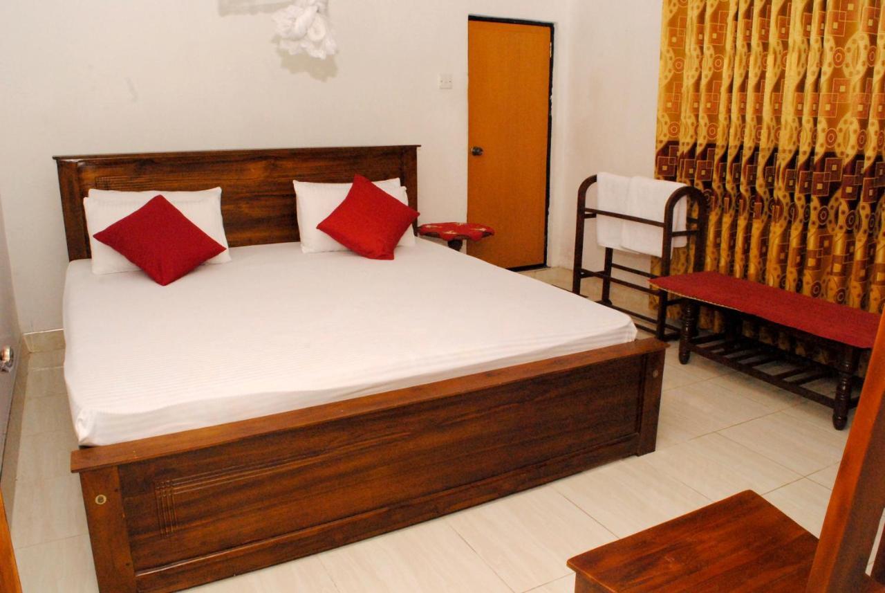 Kandy Shady Trees Villa Exterior photo